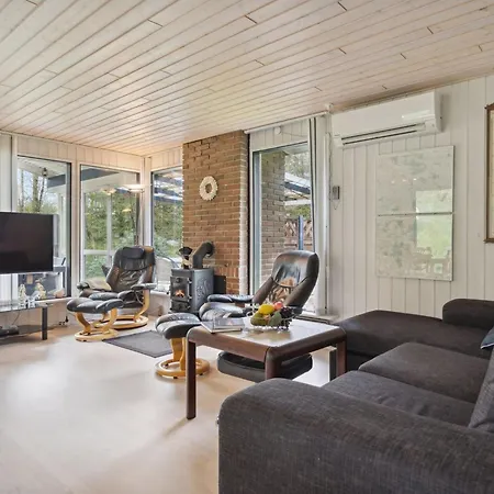 펜션 Erlar - 30km From The Sea By Interhome